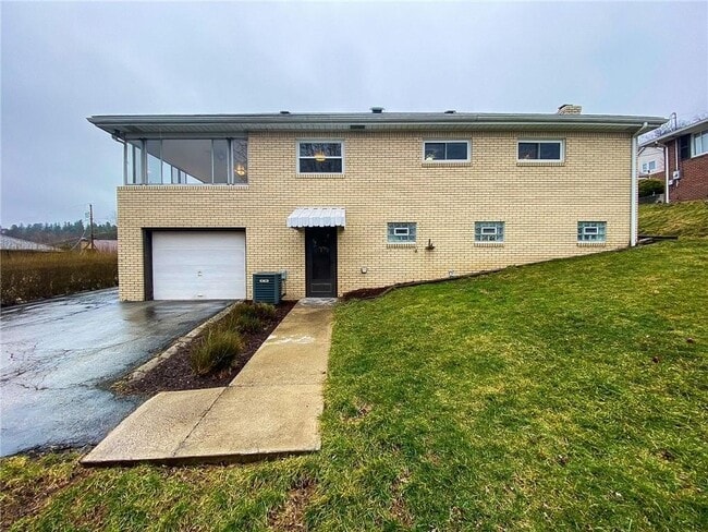 Photo - 151 Thorne Rd