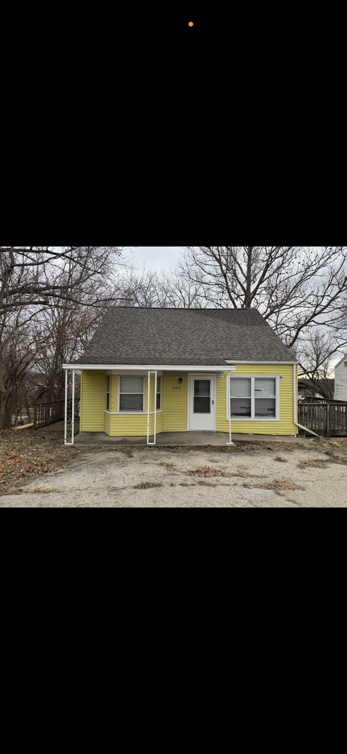 Photo - House in Peoria 3 BR / 2 BA Available Now