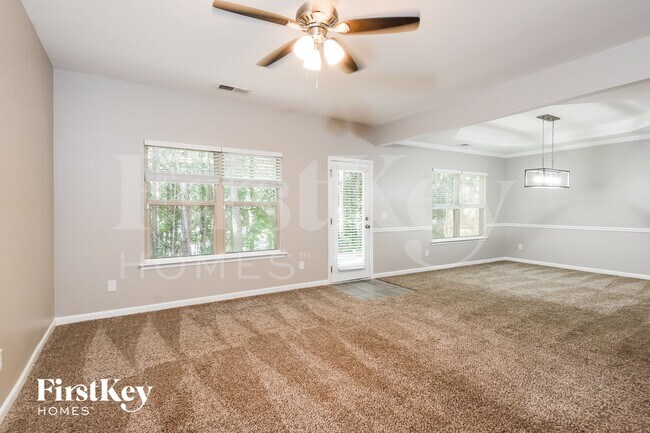 Photo - 310 Alcovy Way