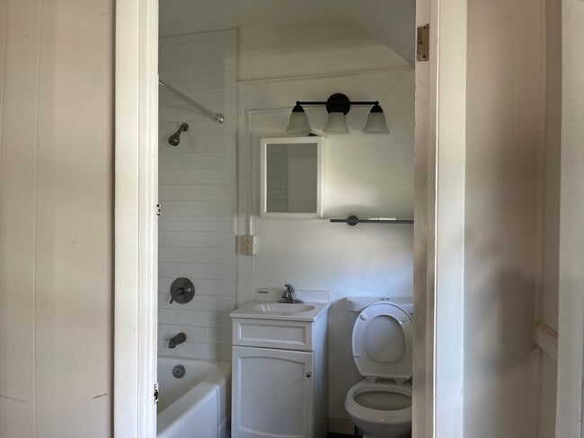Photo - 311 3rd St