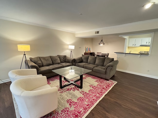Building Photo - 561 Emory Oaks Way Unit 561 Emory Oaks Rental