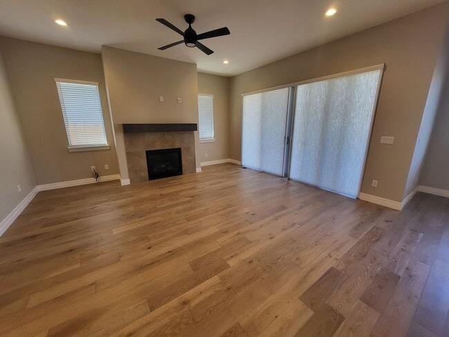 Photo - 2932 Cambria Lp