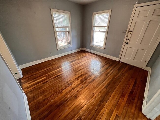 Photo - 4902 Caswell Ave