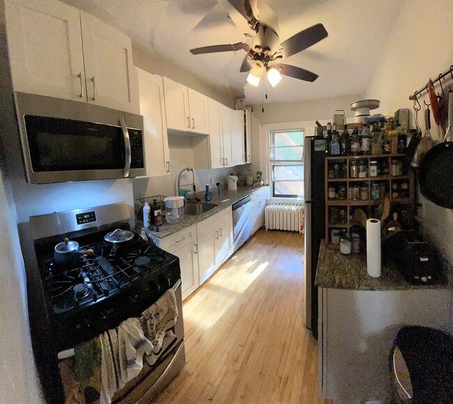 Photo - 3852 Grand Ave S Unit 1