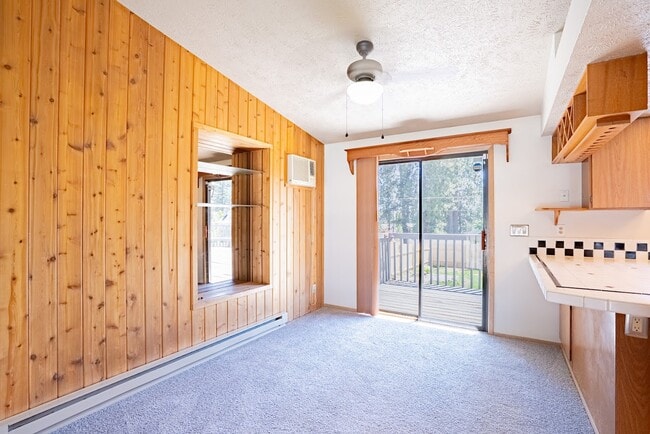 Photo - 3328 E 34th Ave