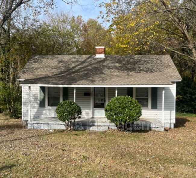 Building Photo - 359 Davis St