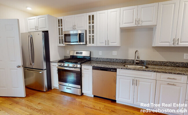 Building Photo - 9 Beacon St Unit 1 Rental