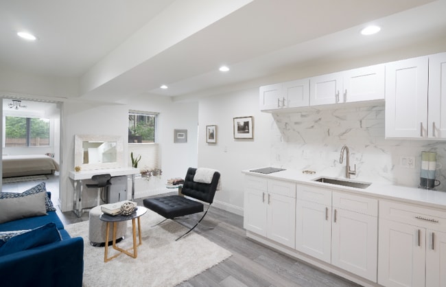 Photo - 129 Webster St