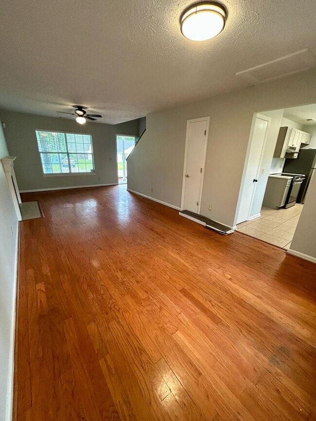 Photo - Newly Remodeled 3 Bedroom, 2 bath home with bonus room in Coffee Bluff Area.