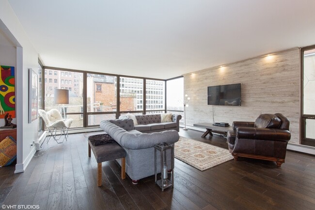 Photo - 100 E Bellevue Pl Unit 4A