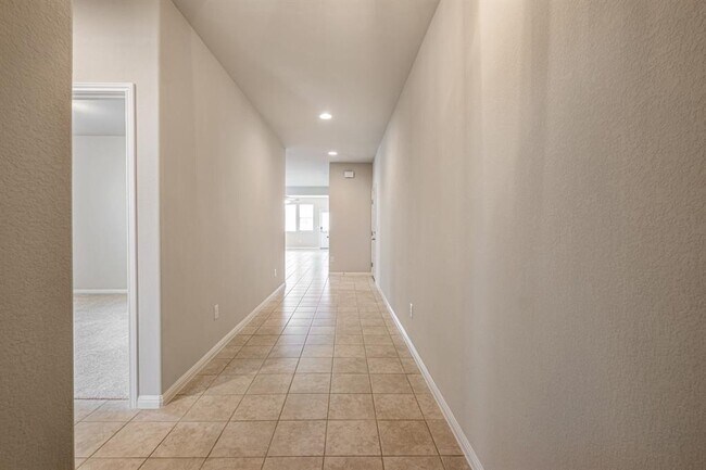 Photo - 244 E Broade St