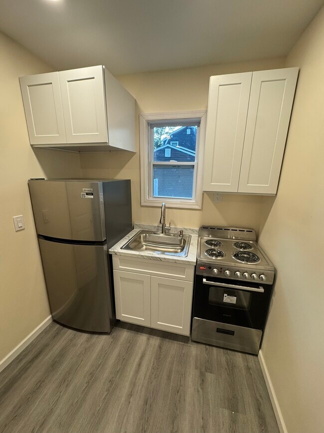 Photo - 422 Johnson Ave