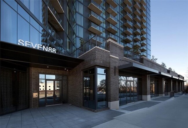 Building Photo - 788 West Marietta St NW Unit 416