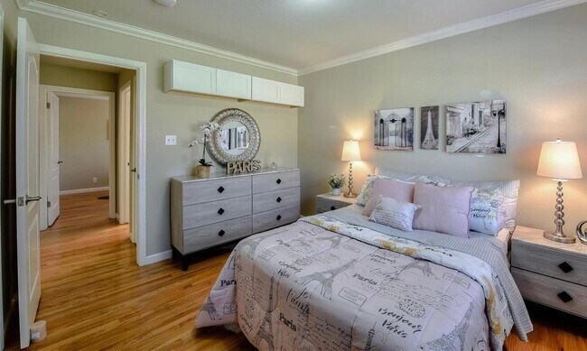 Photo - 1365 Kimberly Dr