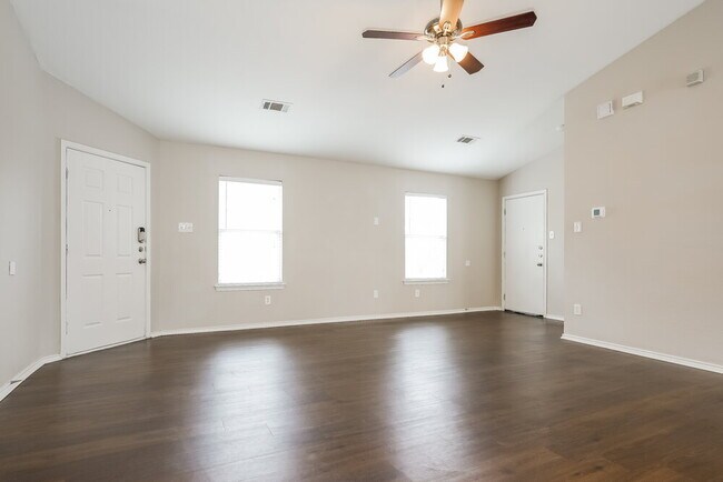 Photo - 1144 Browntop St