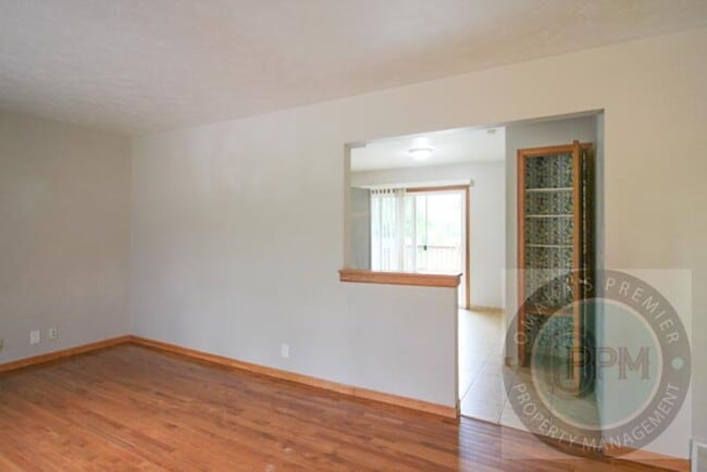 Photo - 3 Bedroom 1.5 Bathroom Home Located Minutes from Westroads Mall