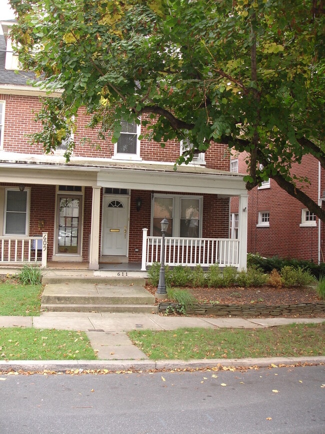 Photo - 611 S West End Ave