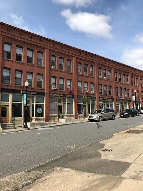 Photo - 12 Miles St Unidad 3