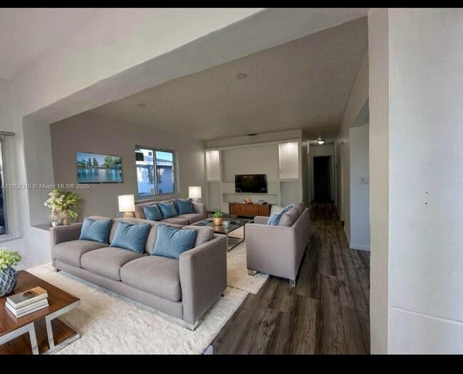 Photo - 1110 NW 65th St House