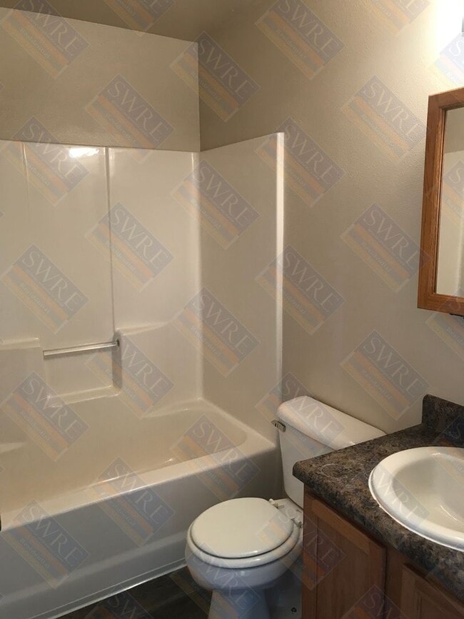 Photo - Available Now! Call ShowMojo for a self gu...