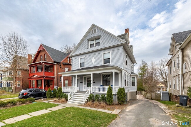 Building Photo - 38-40-40 Sherman St Unit 38
