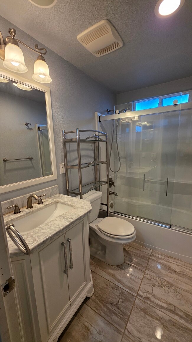 Photo - 26854 Madison St