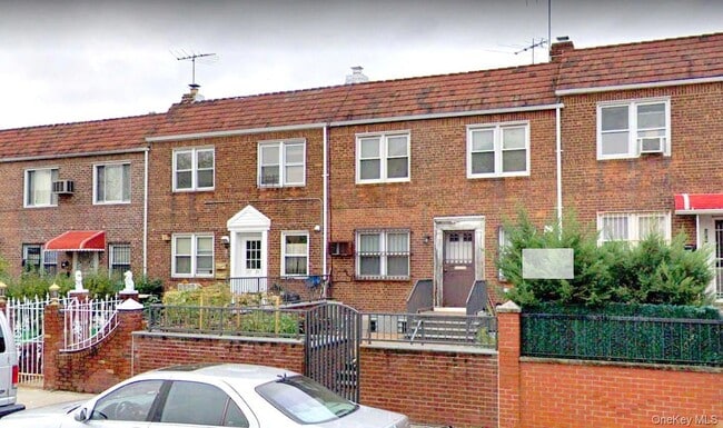 Building Photo - 105-26 63rd Rd Unit 2