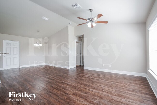 Photo - 625 SW 13th Terrace