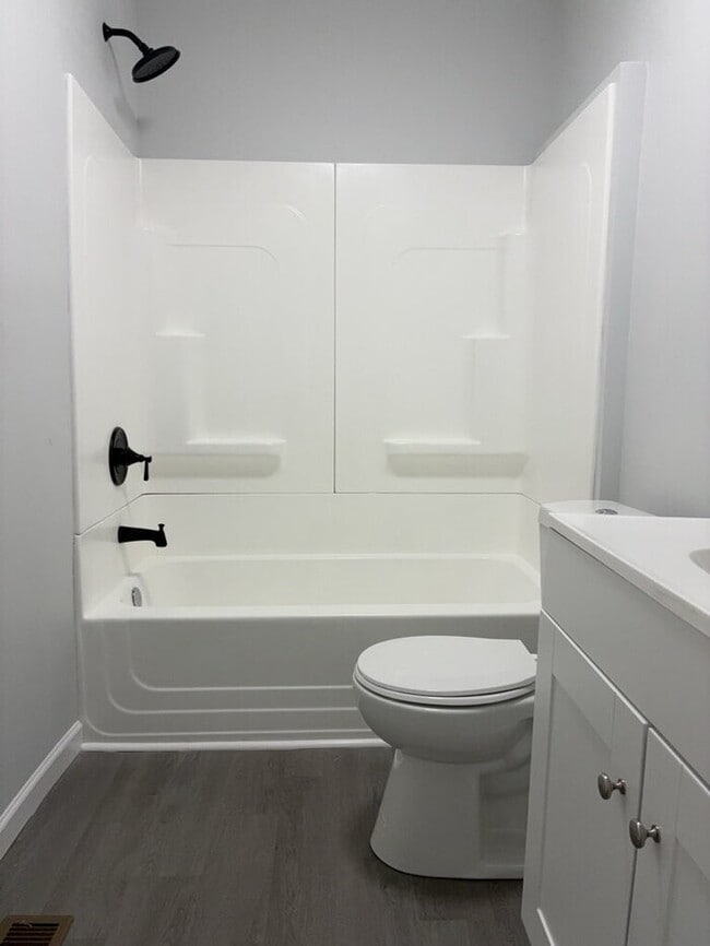 "Charming 3-Bedroom Home with 2 Full Baths and Spacious 1,210 sq ft Layout in Anderson, SC!"