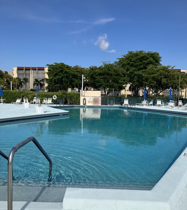 Photo - 3590 Via Poinciana Condo Unit 303