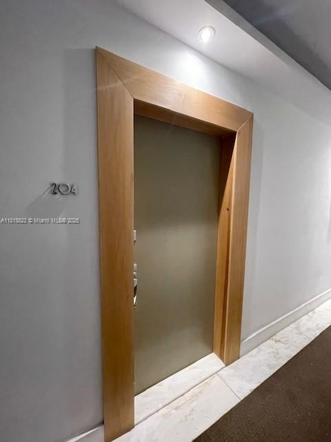 Photo - 700 16th St Unidad 204