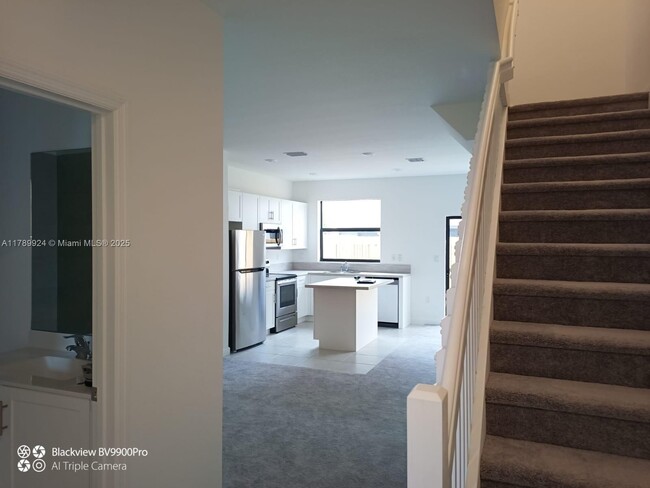 Photo - 21430 NE 3rd Pl Townhome