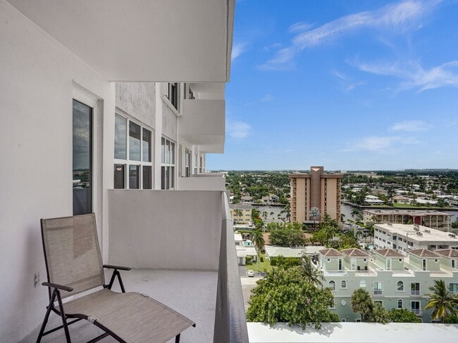Photo - 405 N Ocean Blvd