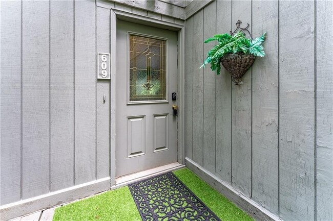 Photo - 135 Wolfscratch Dr