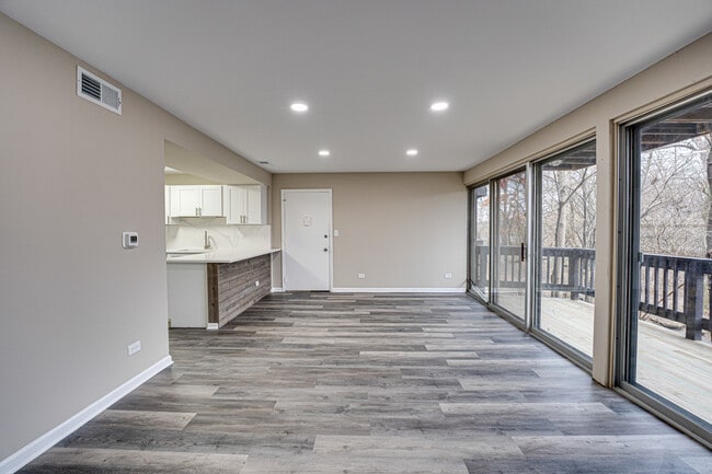 Photo - 5522 E Lake Dr