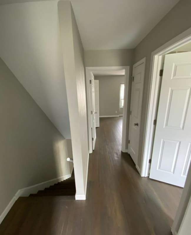 Photo - 121 E 35th St