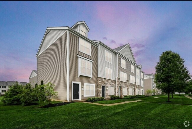 Building Photo - 389 Laurel Creek St Rental