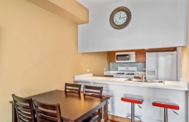 Photo - 1273 Cranbrook Dr