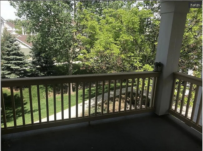 Photo - 4735 Hahns Peak Dr Unit 203