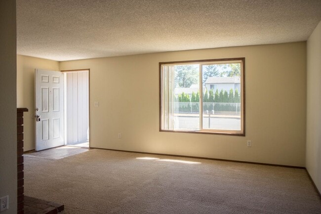 Photo - Riverside 408-410 Unidad Riverside 408