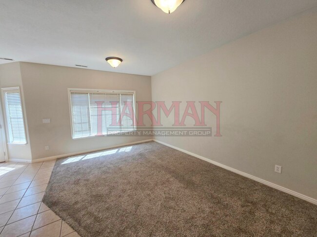 Photo - 269 Sunshine Dr
