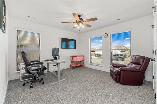 Photo - 2061 Periwinkle Pl