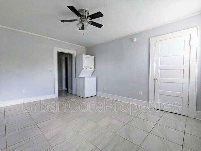 Photo - 360 13th Ave NE Unit #22