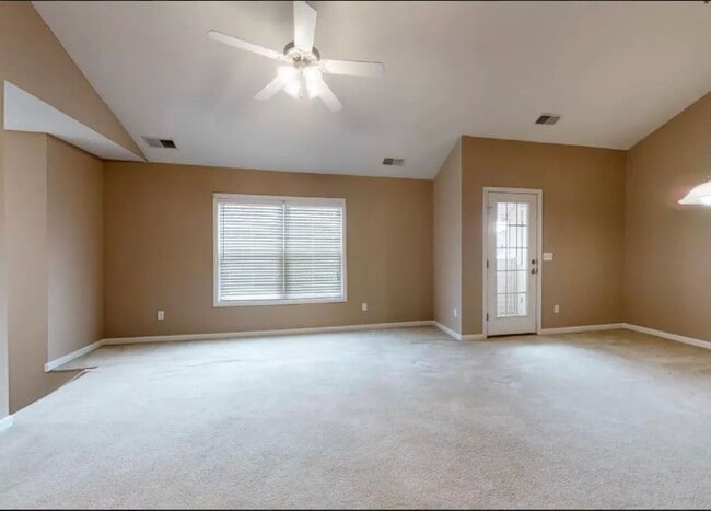 Photo - 1358 Mariner Way