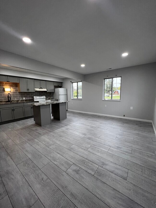 ONE11 COLLECTION - CLINTON TWP