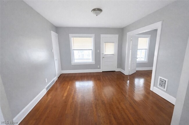 Photo - 3278 W 84th St