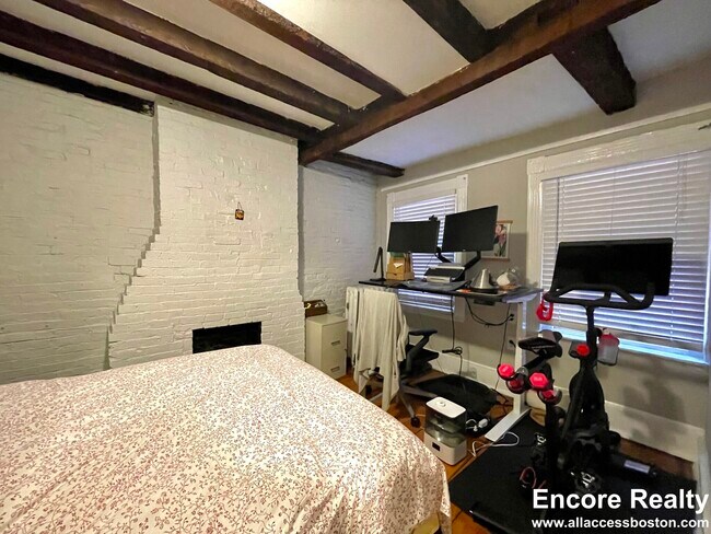 Photo - 7 Champney Pl Unit 3