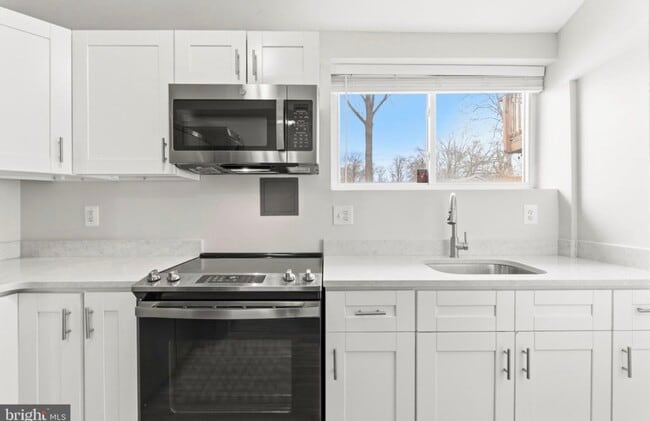 Photo - 14407 Oakvale St Unit Ground floor