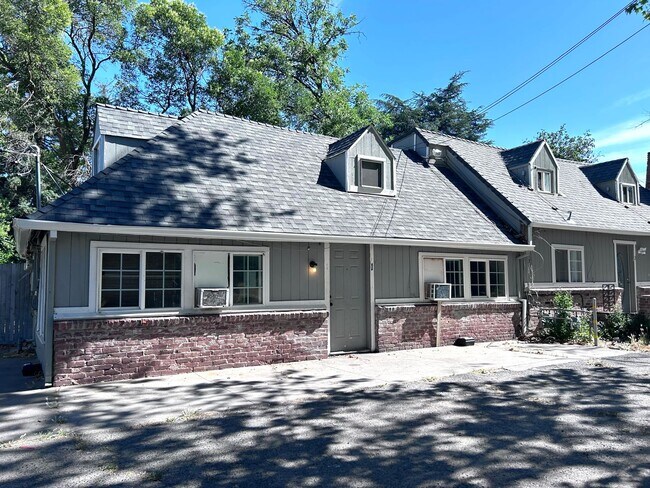 1933 Los Robles Blvd - 1933 Los Robles Blvd Apartment Unit 1933 Los Robles Blvd #1
