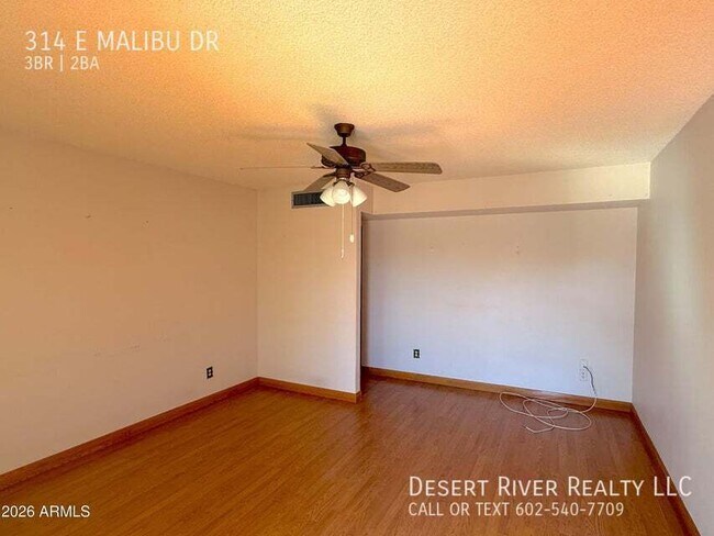 Photo - 314 E Malibu Dr